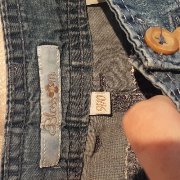 Blossom Joggers - Picture 3 of 5